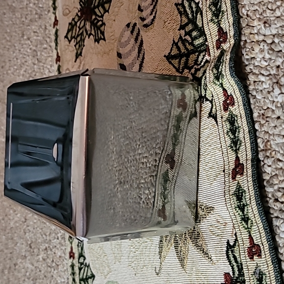 Gently loved Restaurant style napkin dispenser by table craft Rubber legs MINT - Picture 4 of 7